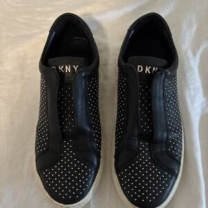 DKNY Women's Slip On‎ Shoes With Black And Silver Upper And White Souls Size 8